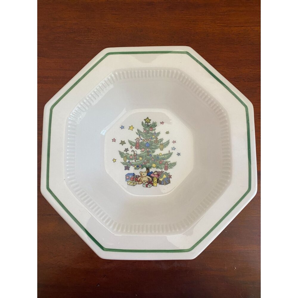 Nikko Christmastime 9" Octagonal Vegetable Serving Dish